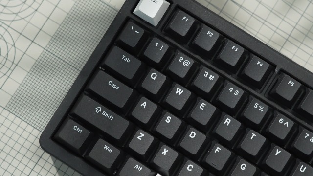 Amazon | Womier SK75 ゲーミングキーボード アルミ合金 75%無線機械
